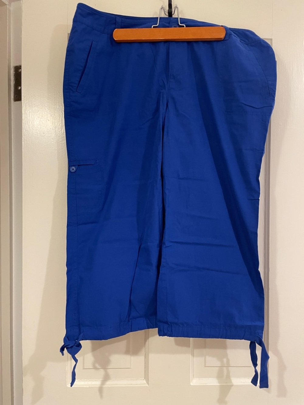 Relativity Cropped Utility Cargo Pants - Royal Blue